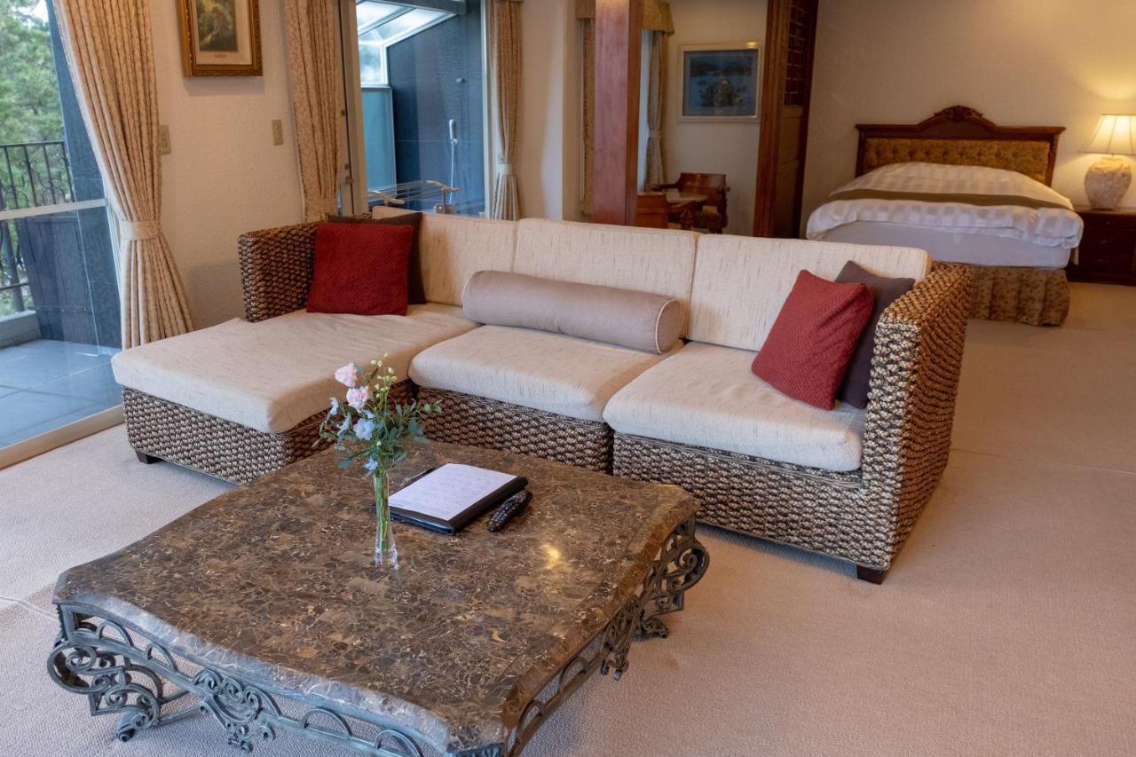 Hotel Isana 4*